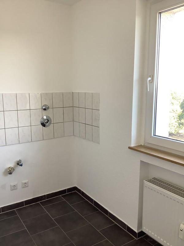 Willkommen Zuhause: renovierte 2-Zimmer-Wohnung mit Balkon zimmer