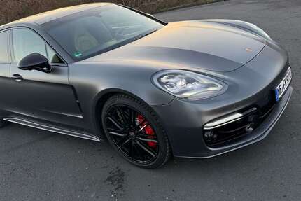 Porsche Panamera 106.863 km 71.500 &euro; Velbert 42551