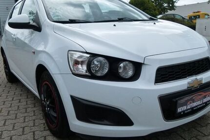 Chevrolet Aveo 109.455 km 3.050 &euro; Oberhausen 46047