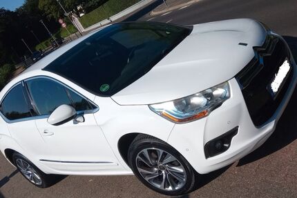Citroen DS4 164.000 km 9.900 &euro; Düsseldorf 40597