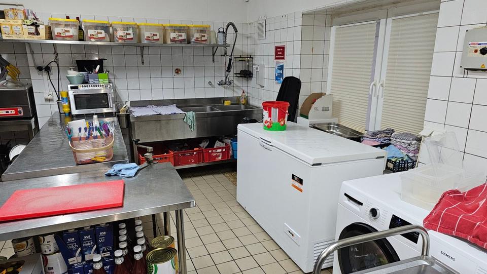 Teil 1 von WOHN-GESCHÄFTSHAUS am LINKEN NIEDERRHEIN, VON PRIVAT zimmer