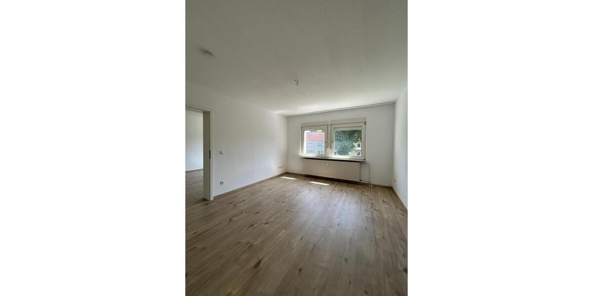 Etagenwohnung Duisburg Huckingen - 2 Zimmer, 65 m&sup2;, 579&euro; | Angebot:25570073