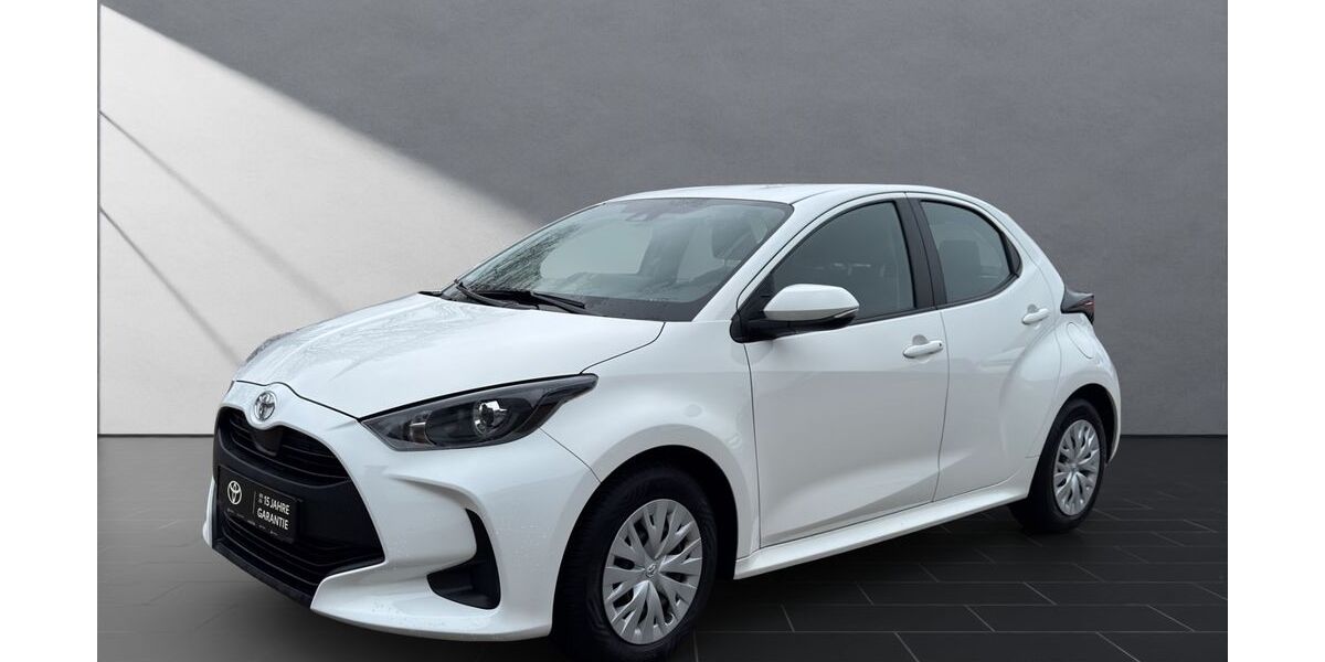 Toyota Yaris 58.468 km 12.950 &euro; Wesel 46485