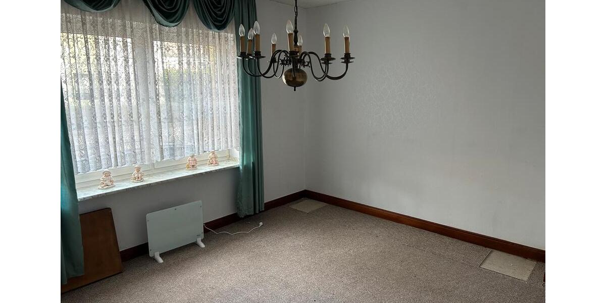 Gepflegtes Vier-Familienhaus in Duisburg Meiderich Haus Stadtpark 16 zimmer