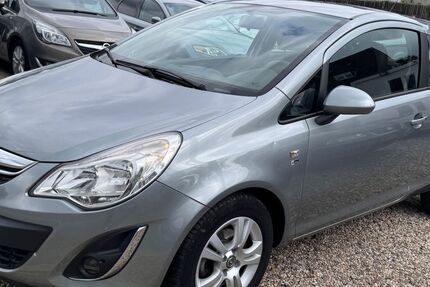 Opel Corsa 135.000 km 3.999 &euro; Essen 45355