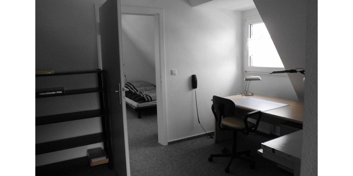 Dachgeschoßwohnung Bochum Eppendorf - 2 Zimmer, 62 m&sup2;, 500&euro; | Angebot:25217921