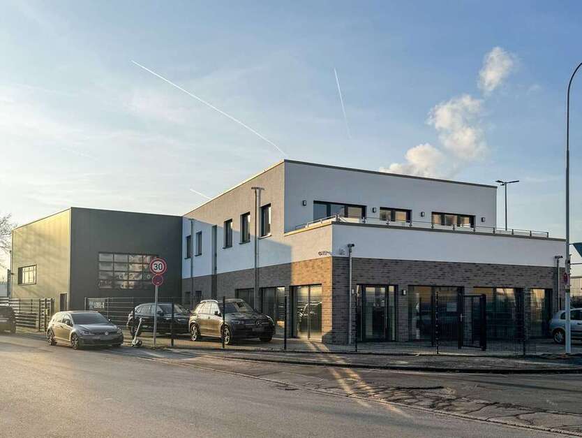 Büro in Oberhausen 6.719 € 398 m²