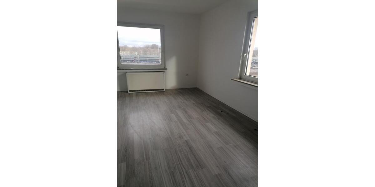 Etagenwohnung Mülheim an der Ruhr Rechtsruhr-Nord - 3 Zimmer, 77 m&sup2;, 500&euro; | Angebot:24391359