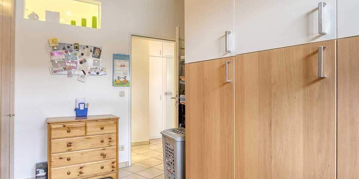 Wohlfühlwohnung im Zentrum von Ratingen: Helle 3-Zimmer-Wohnung mit Südwest-Balkon 3 zimmer
