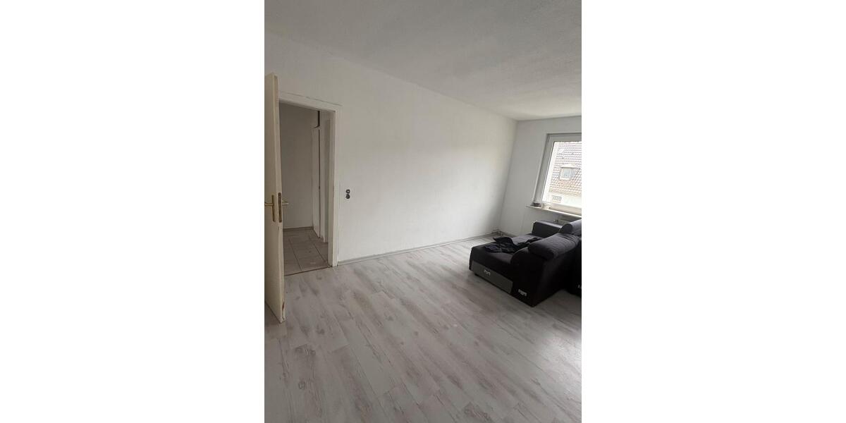 Etagenwohnung Duisburg Laar - 2 Zimmer, 64 m&sup2;, 620&euro; | Angebot:25511492