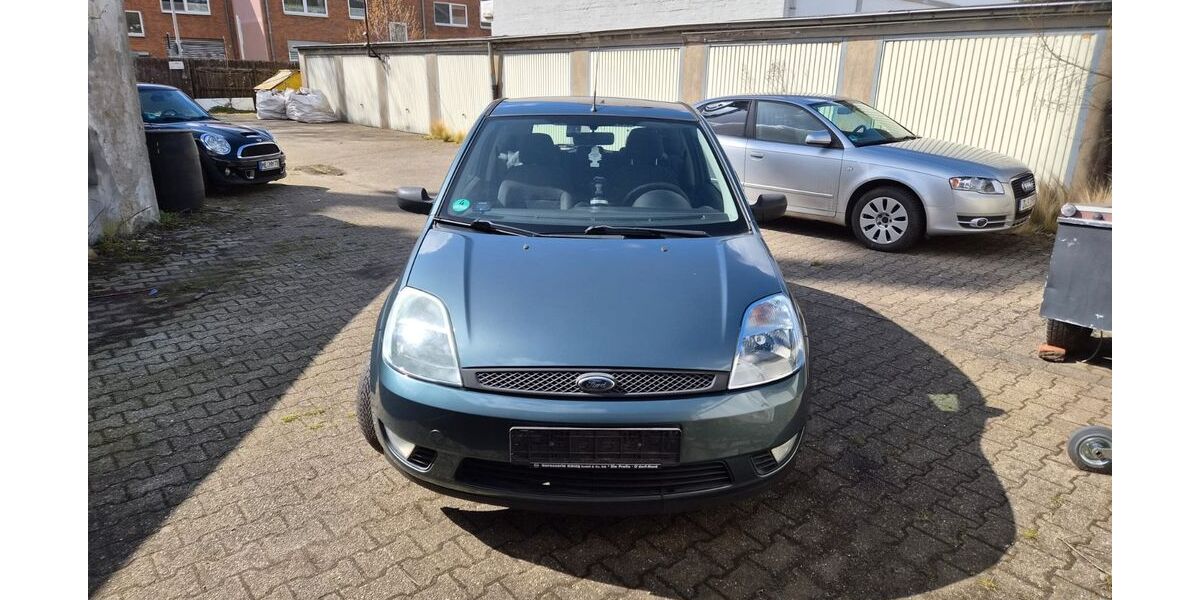 Ford Fiesta 167.000 km 1.000 &euro; Düsseldorf 40547