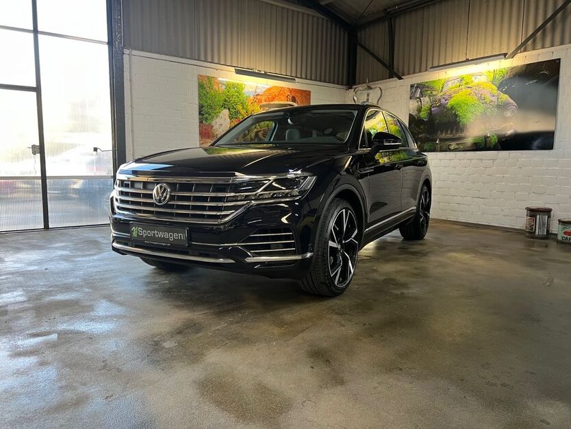VW Touareg 118.384 km 35.490 € Wesel 46487