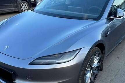 Tesla Model 3 10.720 km 21.000 &euro; Bochum 44809