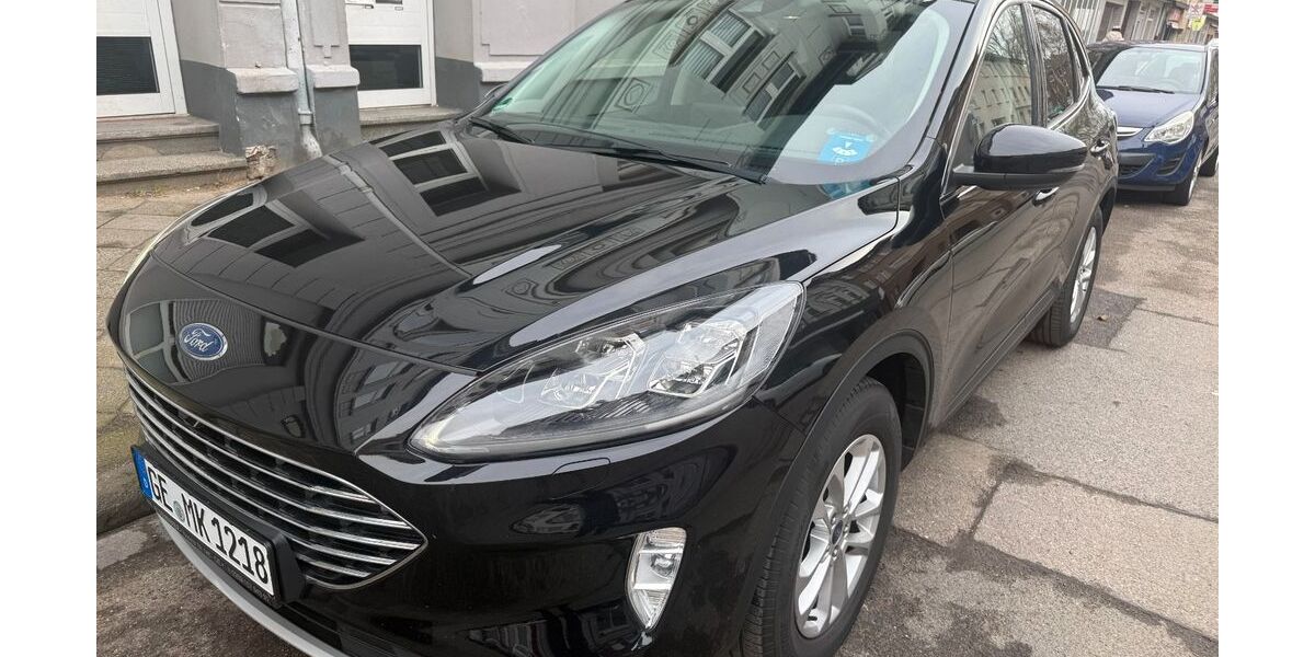 Ford Kuga 193.000 km 10.990 &euro; Herne 44649