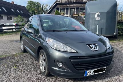 Peugeot 207 86.900 km 2.400 &euro; Ratingen 40883