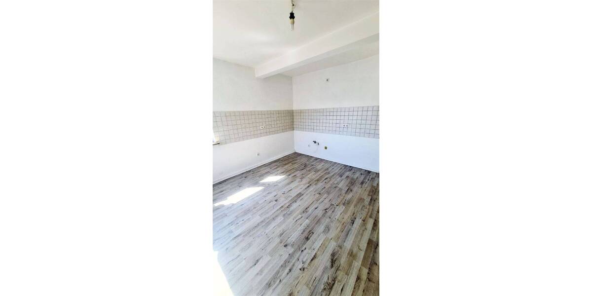 Etagenwohnung Oberhausen Marienkirche - 2 Zimmer, 61 m&sup2;, 375&euro; | Angebot:26435697