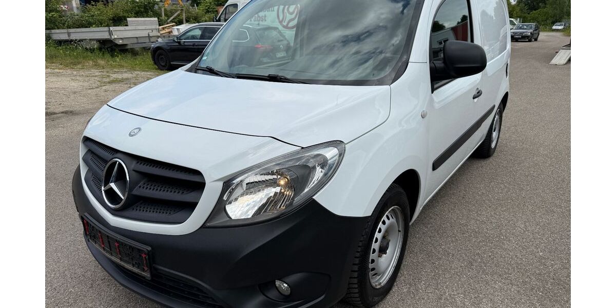 Mercedes-Benz Citan 98.700 km 7.850 &euro; Essen 45131