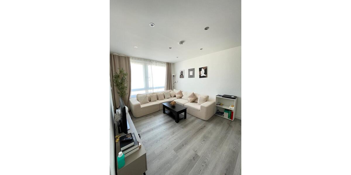 Etagenwohnung Duisburg Duisburg-Mitte - 3.5 Zimmer, 74 m&sup2;, 595&euro; | Angebot:26382975
