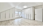 Etagenwohnung Ratingen West - 2 Zimmer, 117 m&sup2;, 1.530&euro; | Angebot:25286009