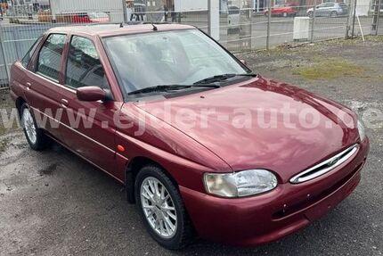 Ford Escort 92.192 km 999 &euro; Düsseldorf 40589