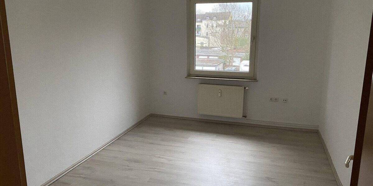 Etagenwohnung Oberhausen Stadtmitte - 3 Zimmer, 60 m&sup2;, 540&euro; | Angebot:26890120