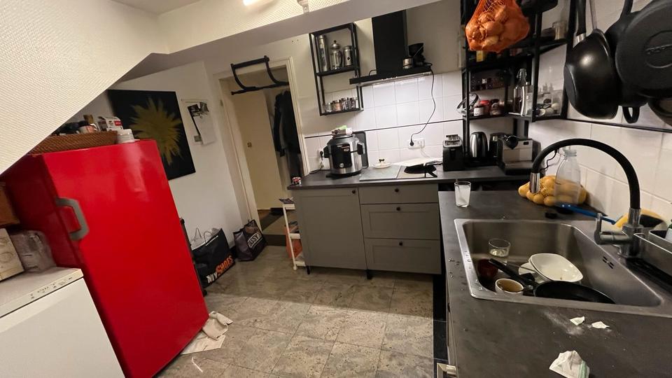 Dachgeschoßwohnung Krefeld Cracau - 3 Zimmer, 110 m&sup2;, 900&euro; | Angebot:26223508