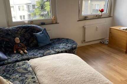 Wohnung Krefeld Krefeld-Mitte - 1 Zimmer, 33 m&sup2;, 325&euro; | Angebot:26402130