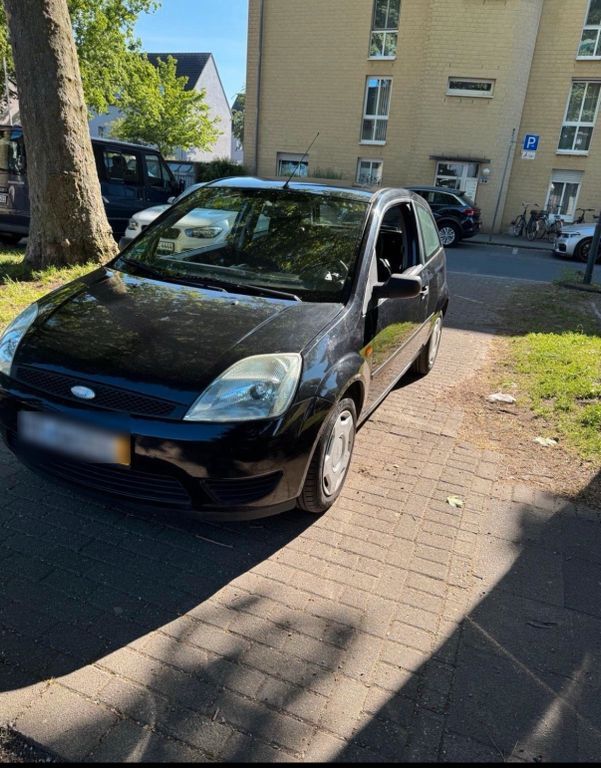 Ford Fiesta 195.000 km 1.549 € Krefeld 47809