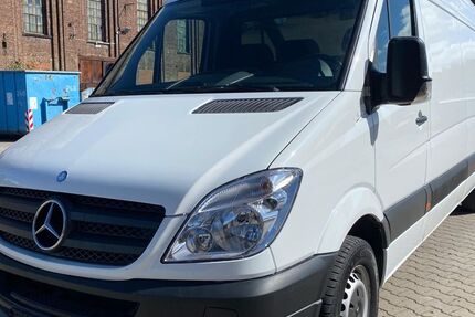 Mercedes-Benz Sprinter 182.775 km 12.200 &euro; Essen 45326