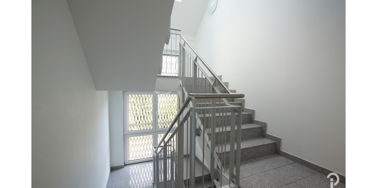 Teilmöblierte 2 Zimmer-Wohnung mit großer Sonnenterrasse, EBK und Tiefgarage in Meerbusch-Büderich - Etagenwohnung Meerbusch Necklenbroich | Angebot:27147242