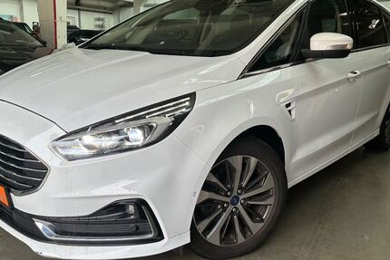 Ford S-Max 129.300 km 17.580 &euro; Düsseldorf 40549