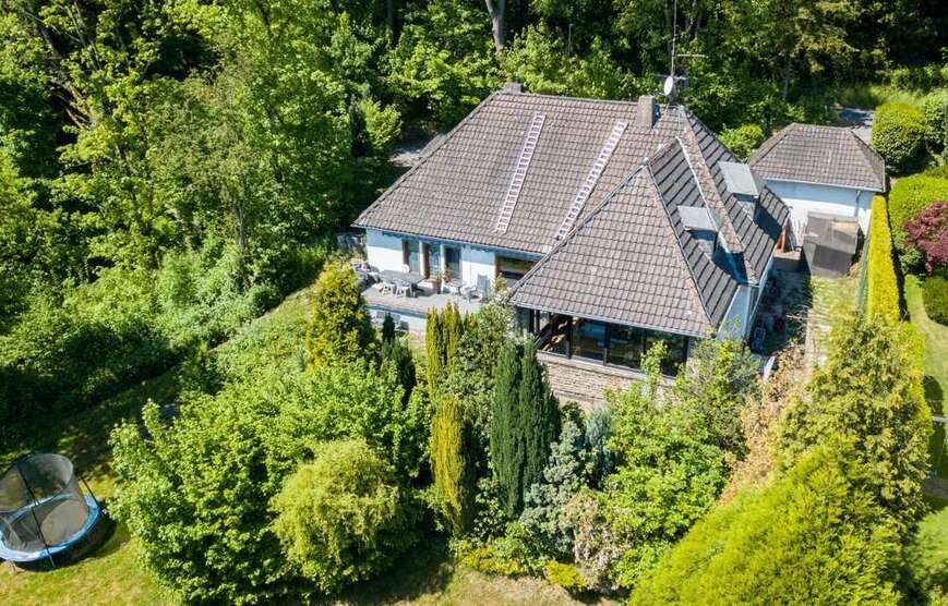 Haus zum Kaufen in Hattingen 689.000 € 183.78 m²