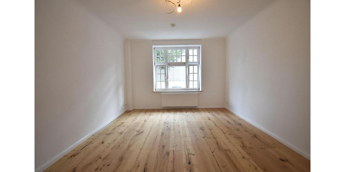Etagenwohnung Düsseldorf Heerdt - 2 Zimmer, 75 m&sup2;, 1.250&euro; | Angebot:22619460