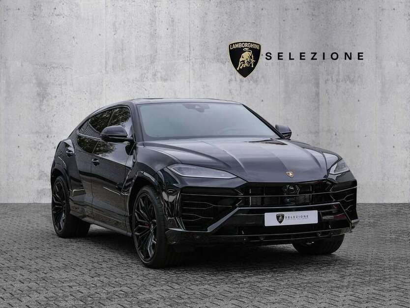 Lamborghini Urus 10.000 km 339.900 € Düsseldorf 40476