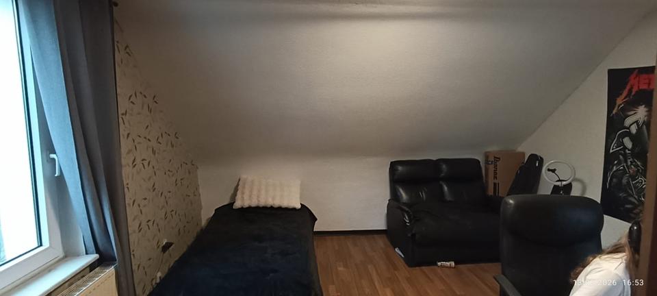 Etagenwohnung Gelsenkirchen Gelsenkirchen-West - 1 Zimmer, 72 m&sup2;, 700&euro; | Angebot:25616712
