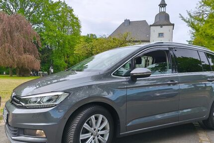 VW Touran 83.490 km 19.000 &euro; Voerde 46562