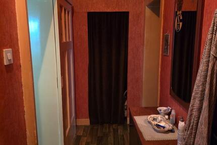 großzügig geschnittene Wohnung im 1. OG mit großer Wohnküche 2 zimmer