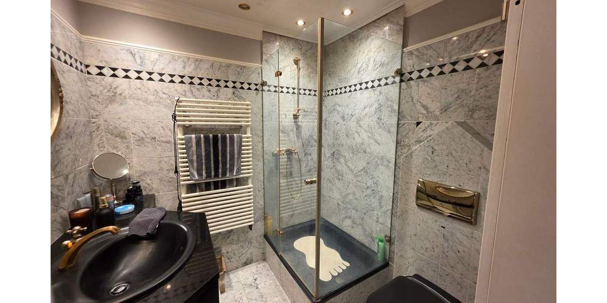 Mehrfamilienhaus, Wohnhaus Velbert Tönisheide - 4 Zimmer, 220 m&sup2;, 820.000&euro; | Angebot:23944329