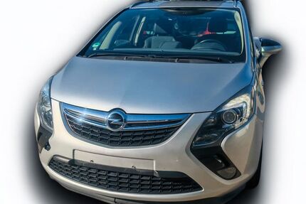 Opel Zafira Tourer 235.000 km 5.200 &euro; Oberhausen 46047