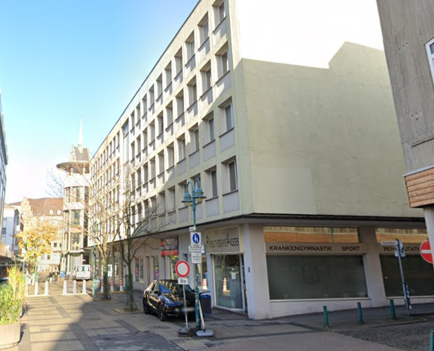 Büro in Duisburg 2.820 € 256 m²