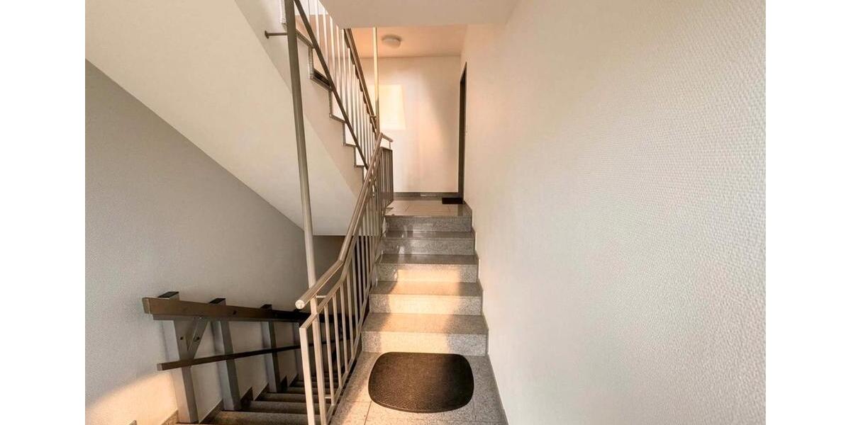 Hochparterre Mülheim an der Ruhr - 2.5 Zimmer, 83 m&sup2;, 259.000&euro; | Angebot:27024048