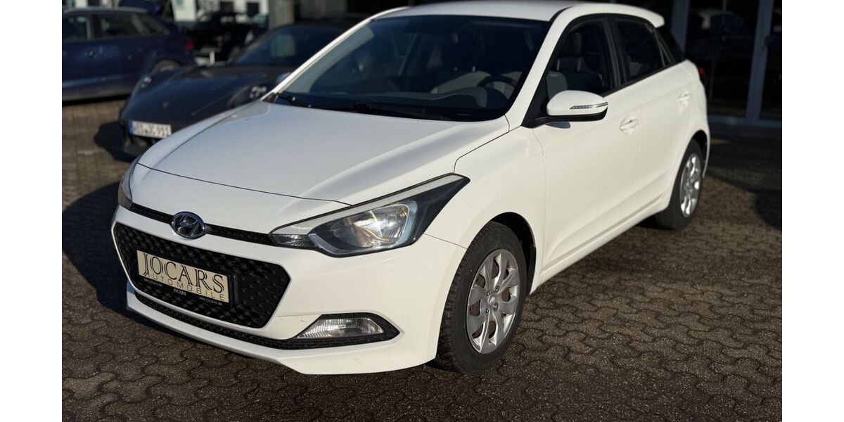 Hyundai i20 121.609 km 6.800 &euro; Kamp-Lintfort 47475