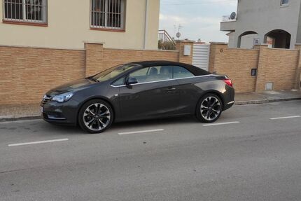 Opel Cascada 68.000 km 15.900 &euro; Voerde 46562