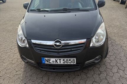 Opel Agila 130.000 km 3.000 &euro; Meerbusch 40667