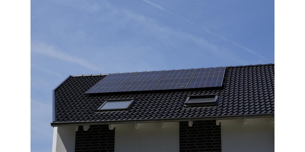 Einfamilienhaus Neubau 180 qm +Garage+ PV+10,4 KW Speicher 6 zimmer