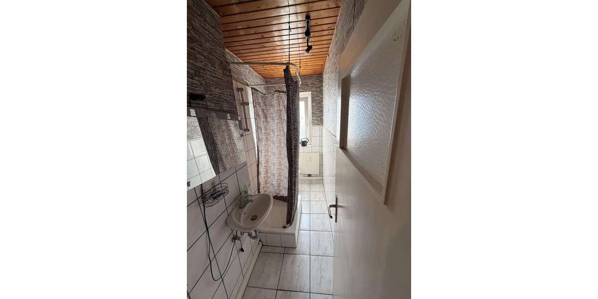 Etagenwohnung Bottrop - 2 Zimmer, 37 m&sup2;, 150.000&euro; | Angebot:27447724