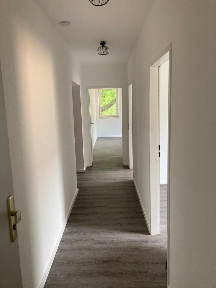 Renovierte 3-Zimmerwohnung PLZ 47166
