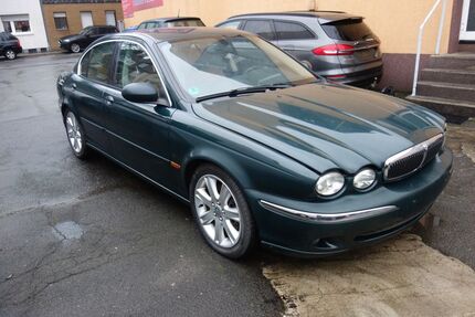 Jaguar X-Type 95.000 km 4.500 &euro; MÜLHEIM AN DER RÜHR 45468