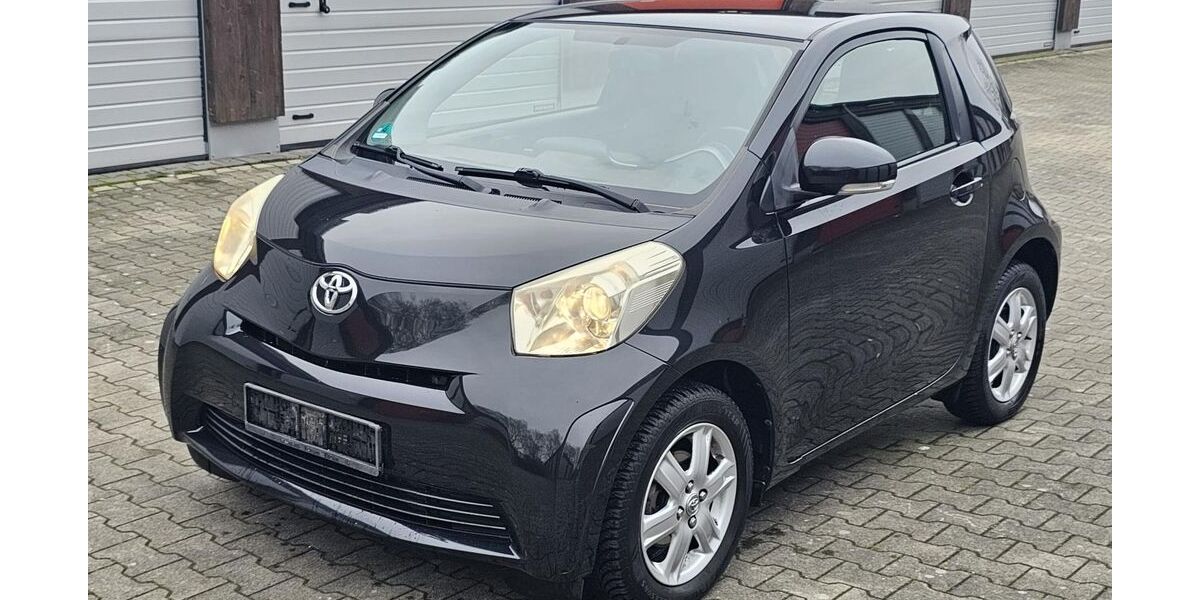 Toyota IQ 124.700 km 3.900 &euro; Gelsenkirchen 45884