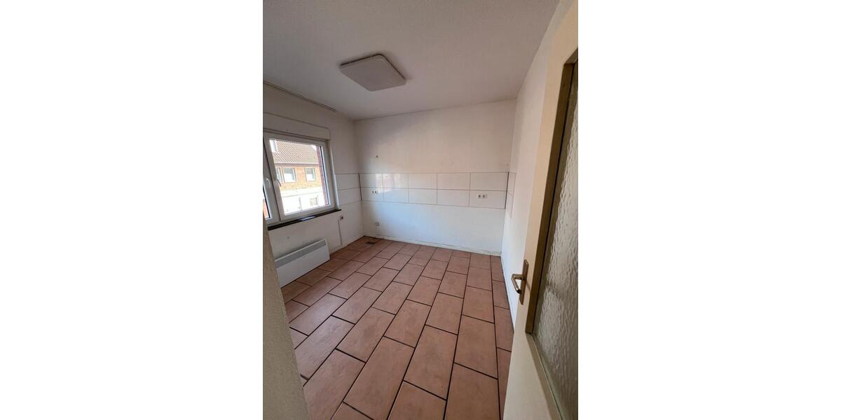 Oberhausen Klosterhardt 2,5 Wohnung + Balkon 1 zimmer